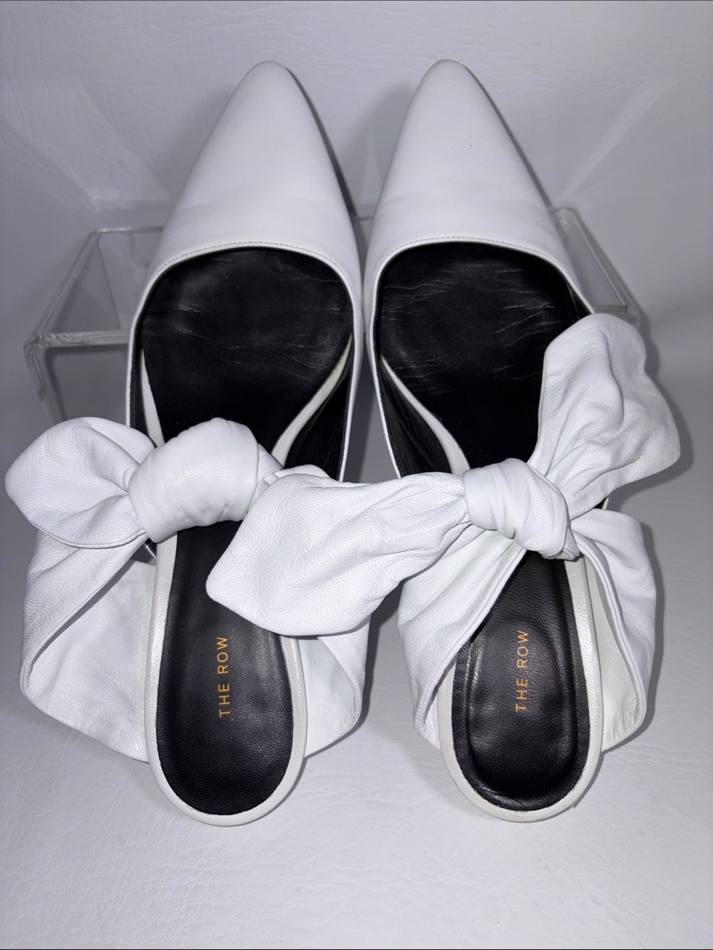 The Row White Leather Pointed-Toe Bow Mules Shoes Kitten Heels Size 39 or 9 US